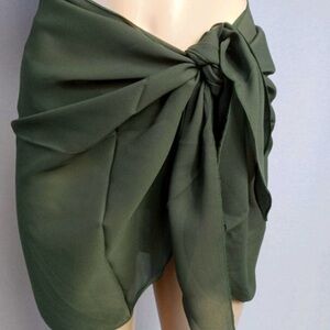 Zuliana Dark Green Beach Cover Up/Sarong. New With Tags